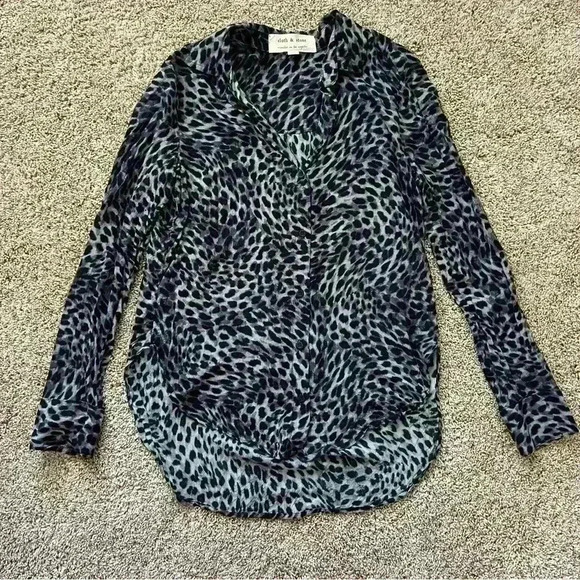 Cloth & Stone Animal Leopard Print Button Down Shirt LS Blouse Size XS - Picture 1 of 8